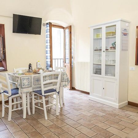 Centralissimo Trilocale Su Due Piani - Flavio House Санремо Экстерьер фото
