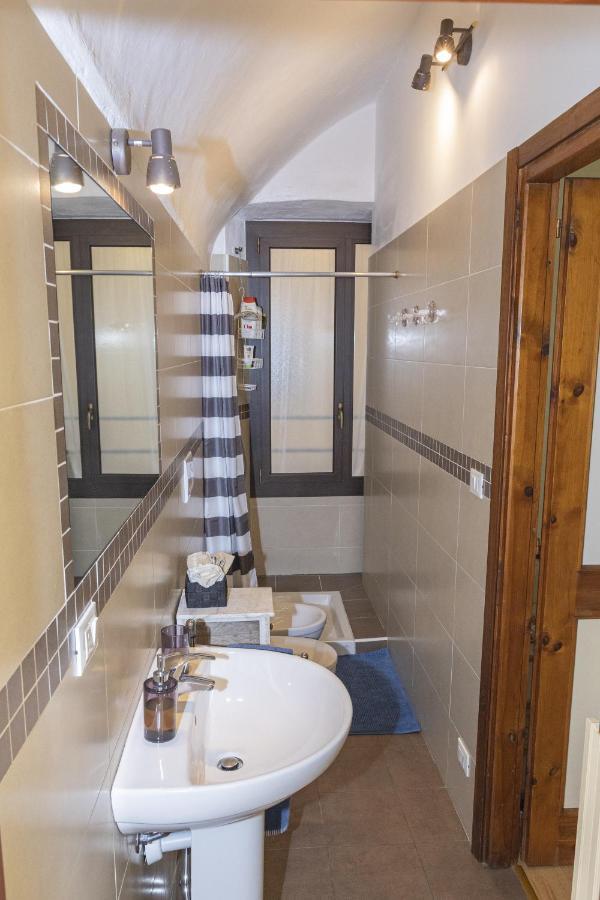 Centralissimo Trilocale Su Due Piani - Flavio House Санремо Экстерьер фото